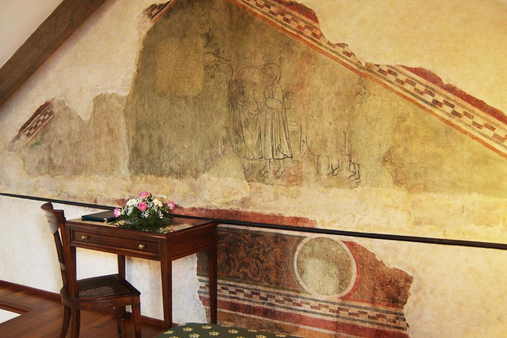 Palazzo Vescovile Hotel Noli Bagian luar foto