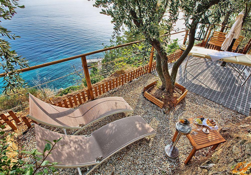 Palazzo Vescovile Hotel Noli Bagian luar foto